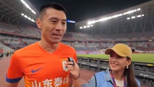 郑铮:现在我们就是平常心,我觉得决赛时泽卡也能回来帮助球队