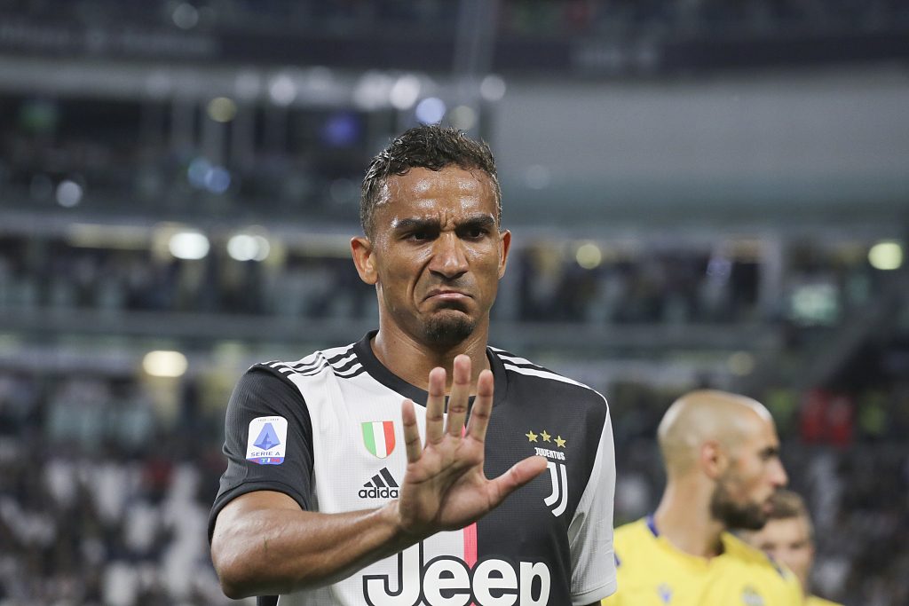 意媒:考虑到最后两场关键的欧冠比赛,尤文目前无意出售达尼洛