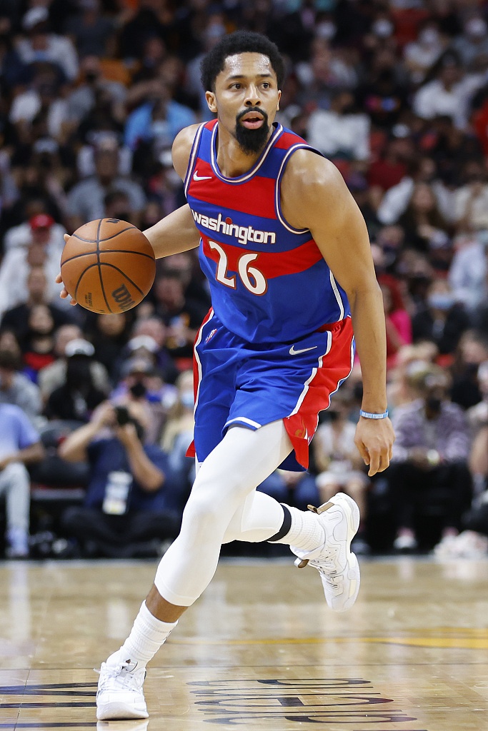 丁威迪:奇才曾给我球队老三的合同 我指出球队问题却被当作毒瘤