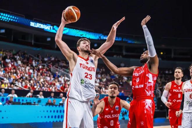 什么小火龙?申京已经是MVP水平!