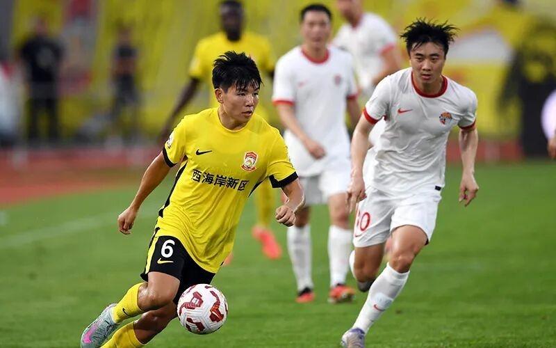 今晚，一起看国足！益阳籍球员徐彬或将