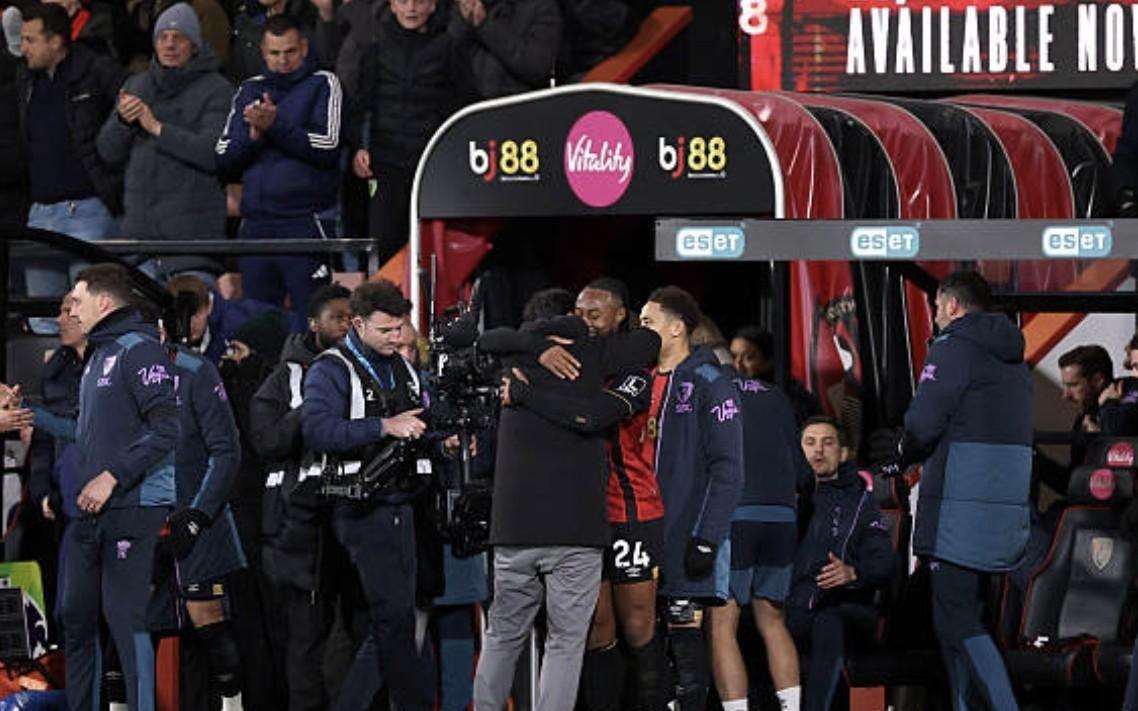 伊劳拉:这是塞门约为我们踢的最后一场,他的离开是巨大损失