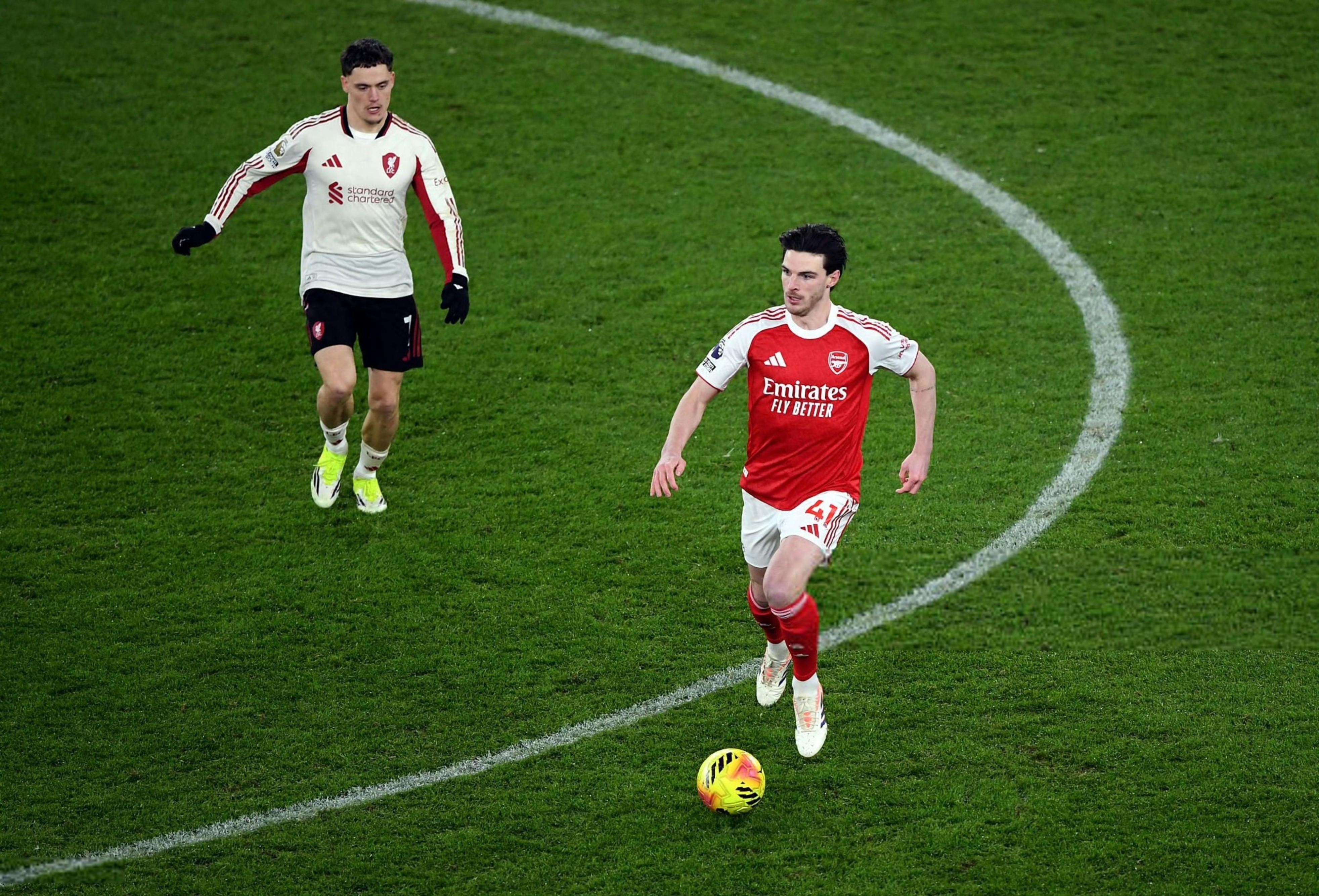 英超巅峰之战!一场00,阿森纳、利物浦握手言和,枪手继续领跑