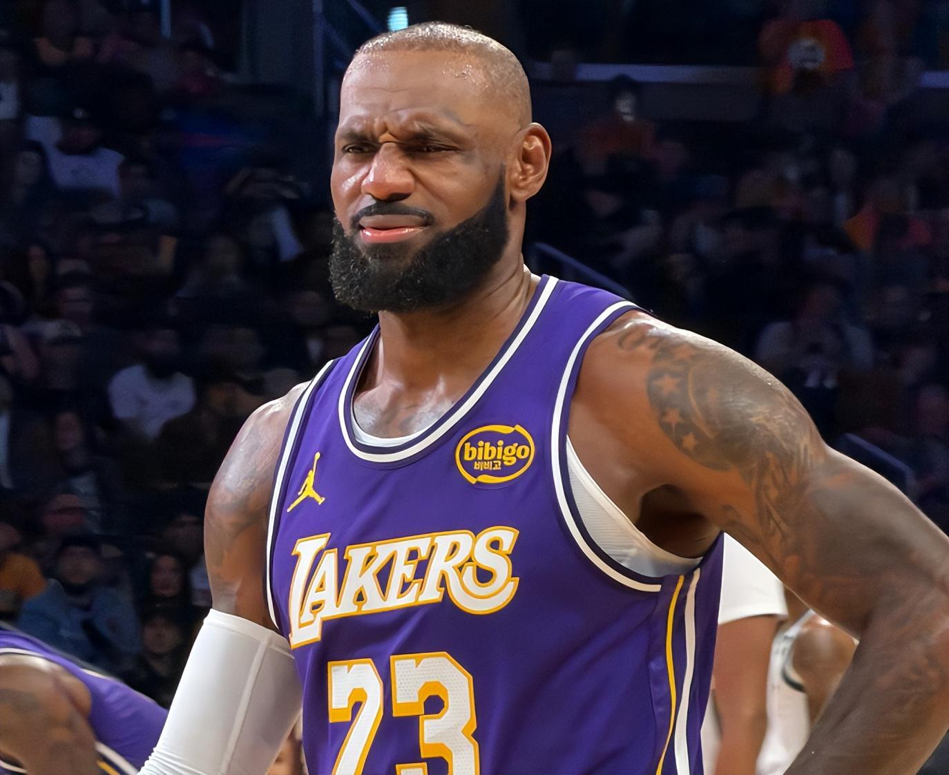 周最佳球员诞生，NBA官宣2笔罚单！勇士酝酿大交易，老詹做出决定