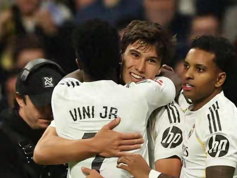 巴萨赢了，但赢得憋屈！国米平了，这榜首坐着烫屁股