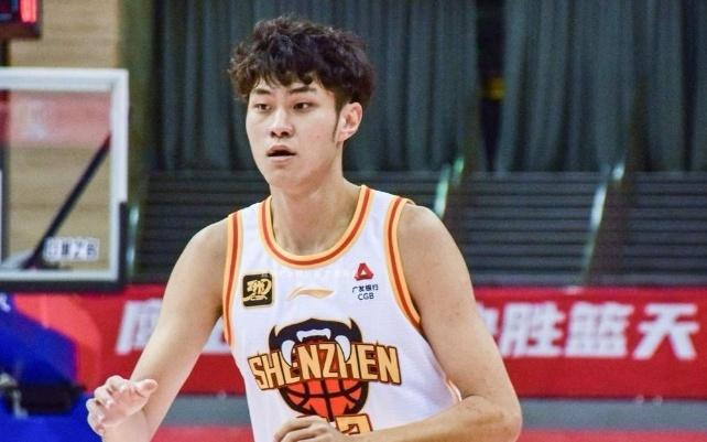 深圳男篮官方辟谣：欠薪28月资金链断裂+球员转会不实将法律维权