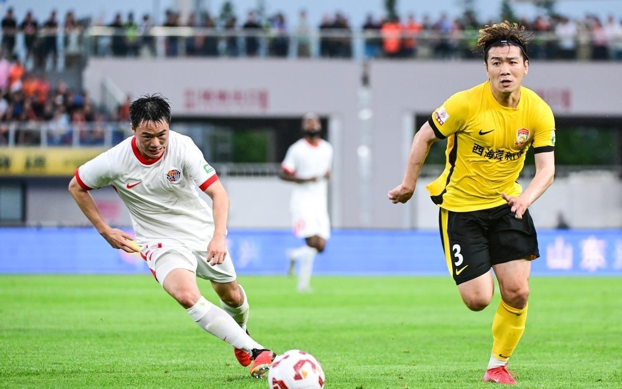 国安官宣4名新援加盟，球迷：尽捡别人