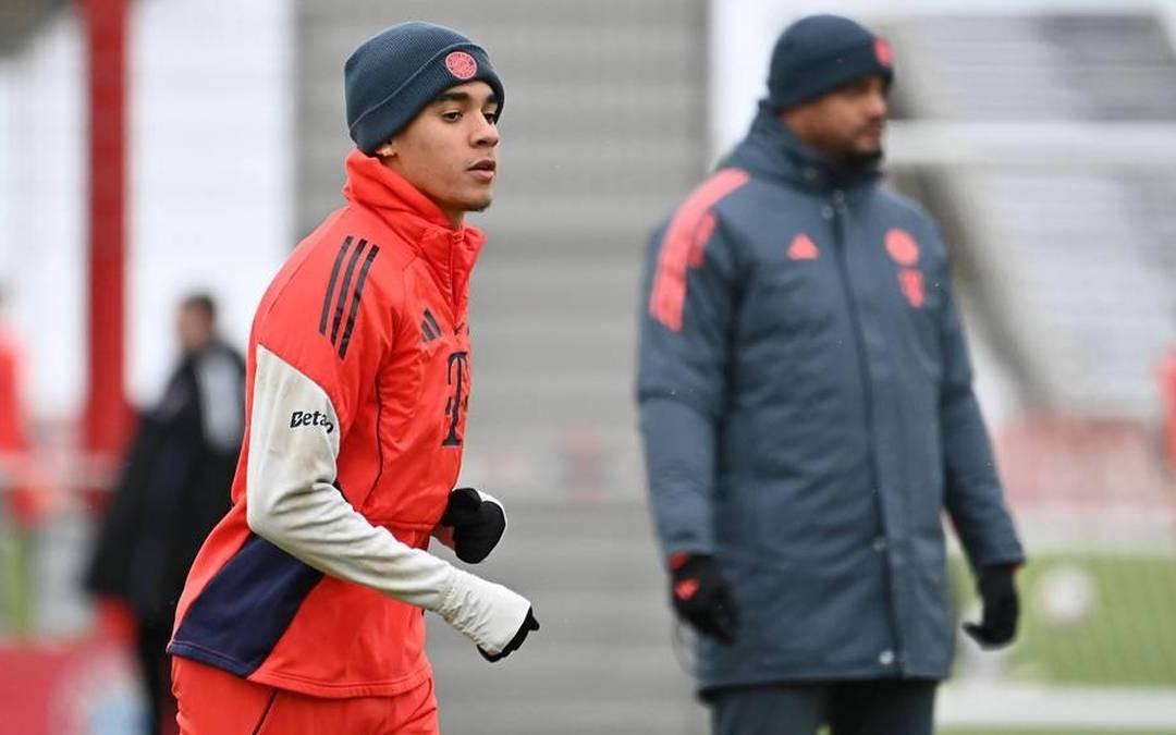 孔帕尼：如果一切顺利，穆西亚拉会出战