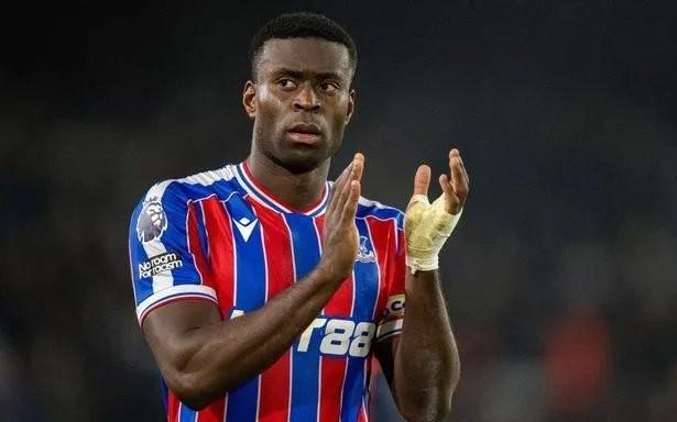 记者：利物浦没打算在冬窗加入格伊争