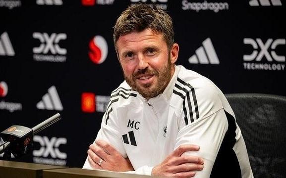 卡里克：曼联理应参加欧冠，但不能以此划清失败和成功的界限