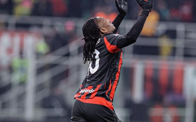 时隔33年再造神迹！囧叔神换人新援一剑封喉，AC米兰10力克莱切