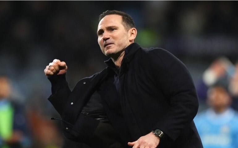 英媒：格拉斯纳离任后，水晶宫考虑聘请