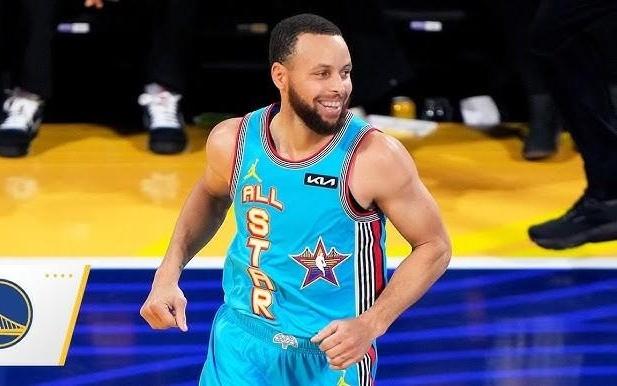 库里：我是这次全明星最老首发我喜欢