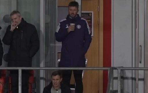 卡里克、威尔科克斯现场观看U21比赛，曼联32战胜葡体