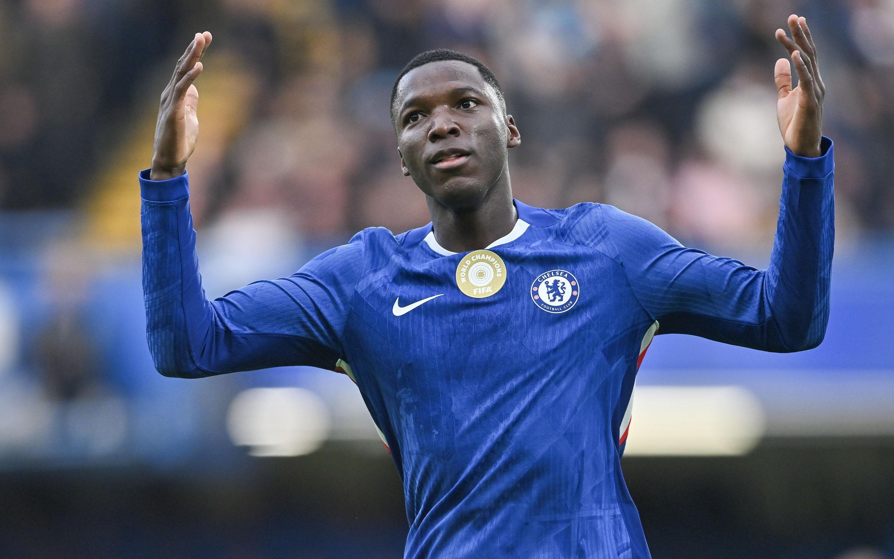 一日英超动向：红蓝双军取胜两中场发