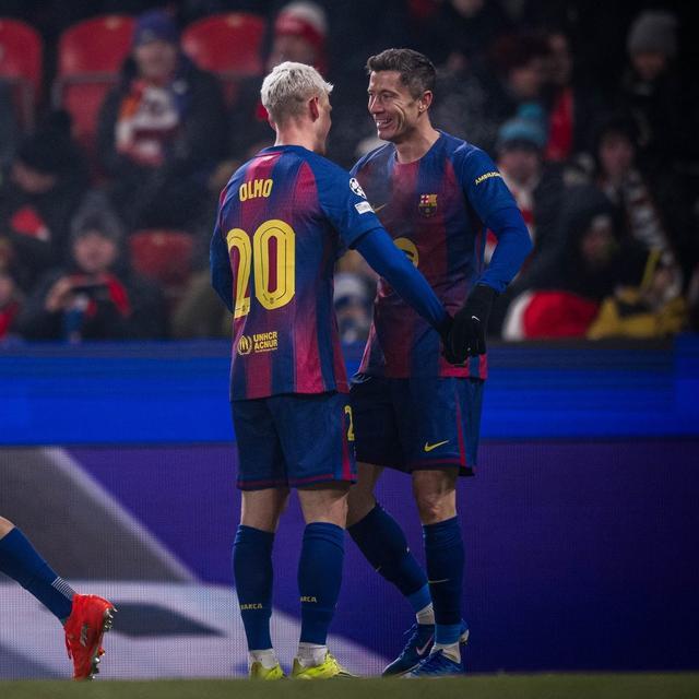 代表两支不同球队欧冠进球20+，莱万是历史第四人