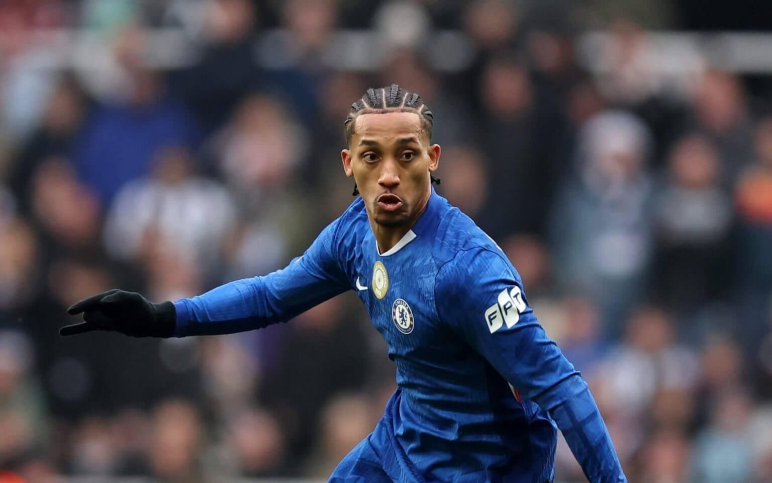 TA：切尔西无胸前赞助商与场上表现无