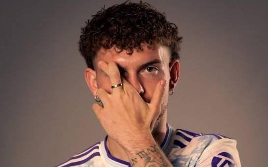 夏洛特主帅迪恩史密斯：埃利奥特能来这里获得一些出场时间