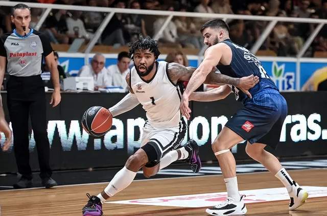 第三外援正式就位！江苏男篮签下1米8