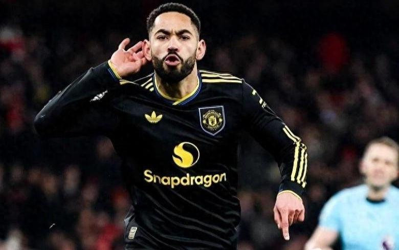 英超：曼联客场32力克阿森纳，两记世界波掀翻领头羊