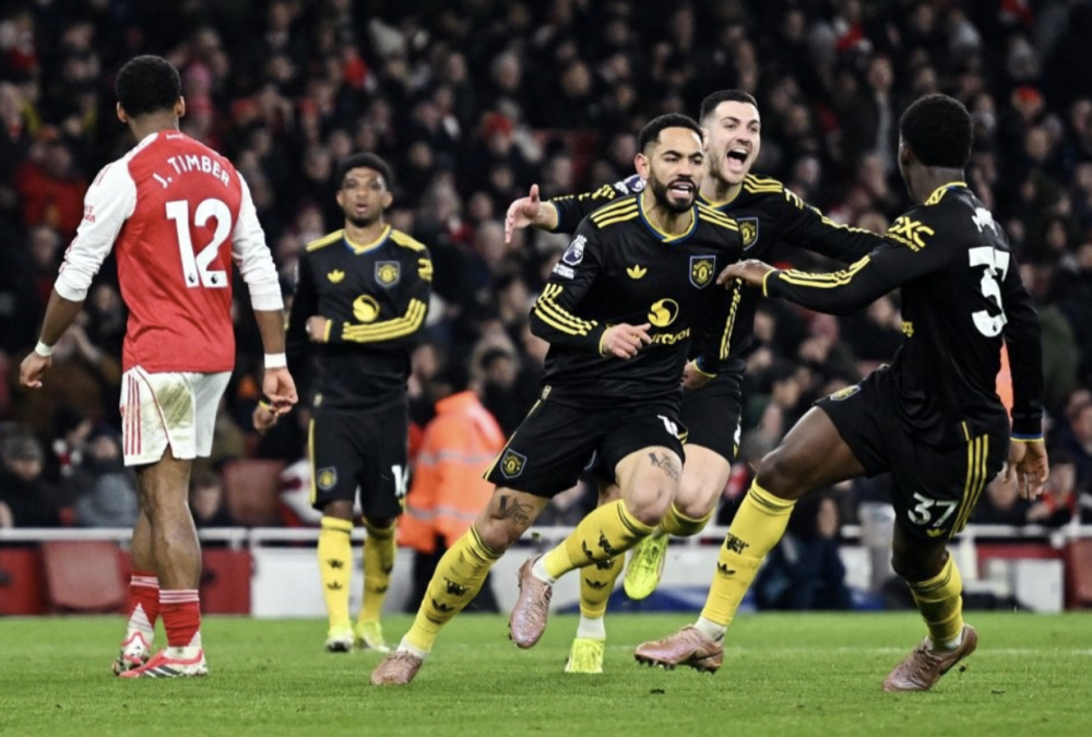 怕什么来什么！阿尔特塔怂了，卡里克上门讨债成功，冠军悬念重回