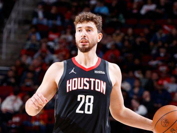 申京17投15中仍无缘今日最佳！对不起！东契奇爆砍80年NBA纪录