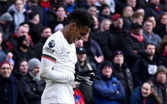 埃斯特旺：我一直在努力提高速度进步最大的地方是比赛理解