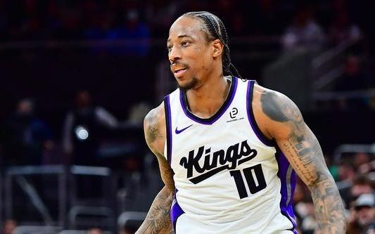 历史第6人！德罗赞分别在4支球队命中至少1000记运动战进球