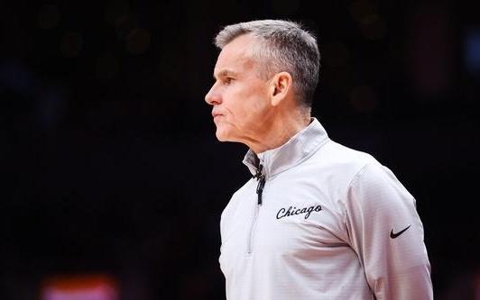 多诺万：老板或管理层从未传达过任何要摆烂的信息