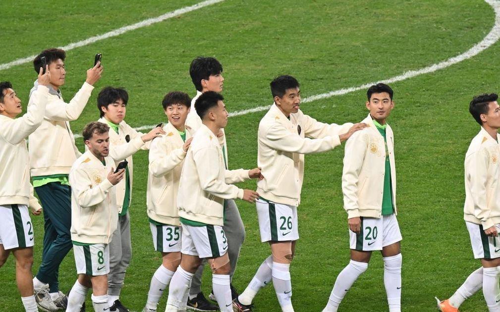 中超第一轮比赛结束，蓉城和玉昆积分优势明显负分球队赢球很多