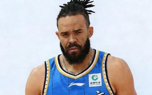 CBA官宣：北京男篮完成NBA3冠中锋麦基注册有望战四川首秀