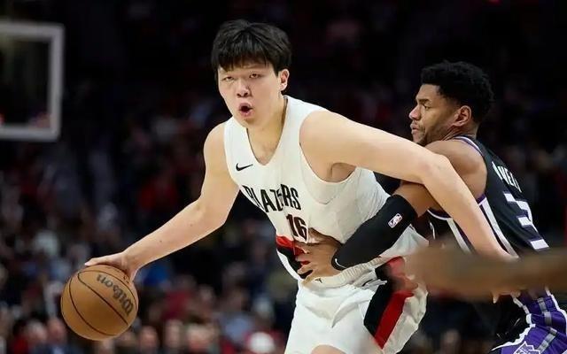 走出首战低迷,杨瀚森NBA季前赛迅速反弹制造高光时刻