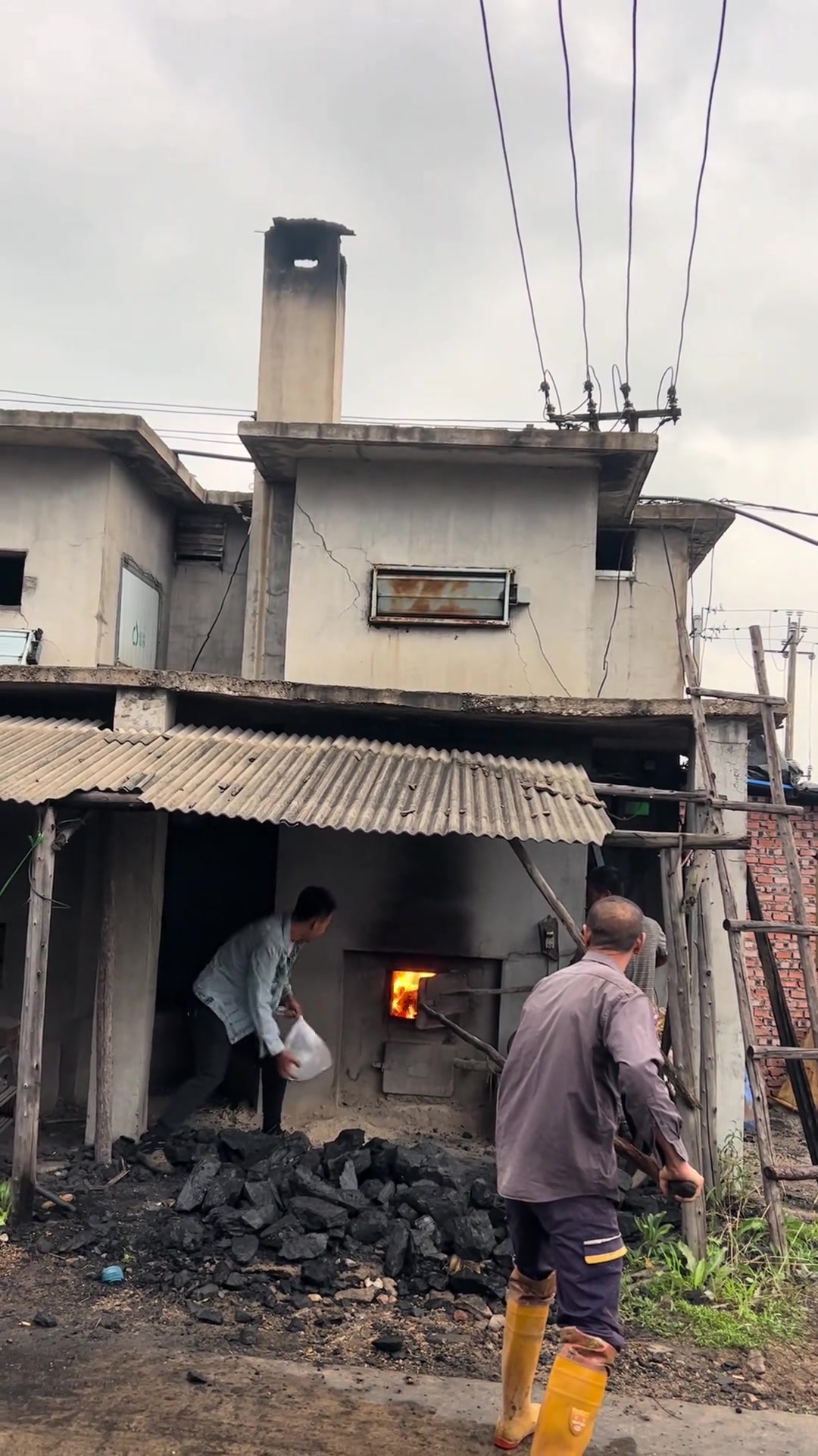 一天扔水20次,能不能彻底清除灰尘