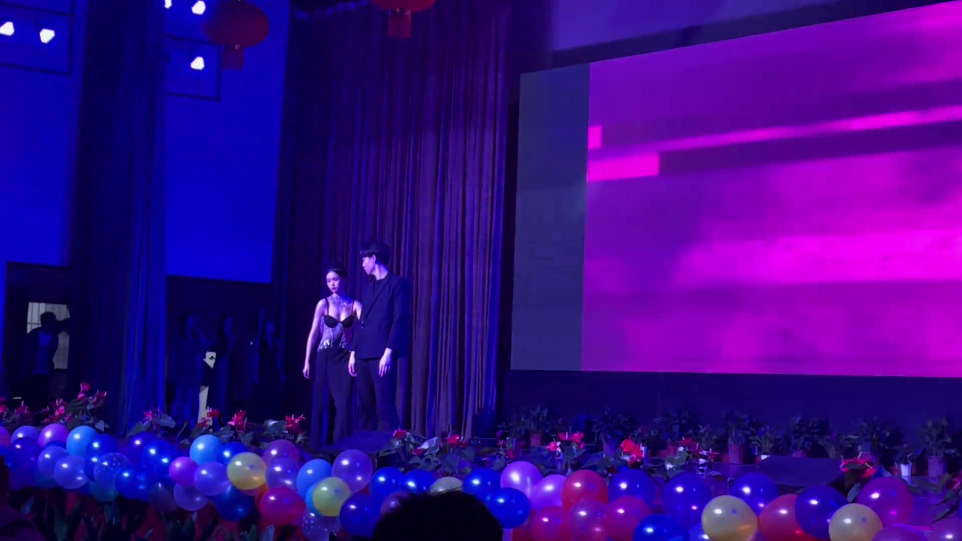 早知道我大学的时候我也去报名节目了