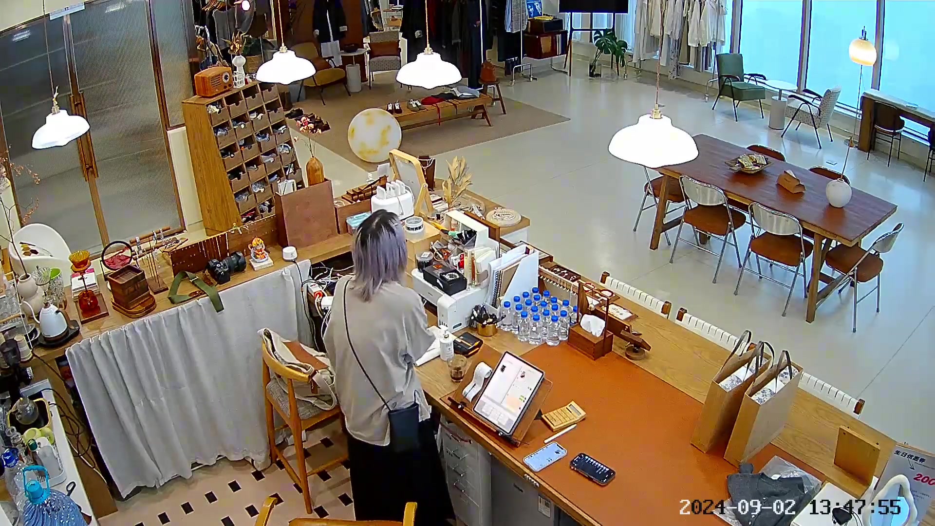 一个人女生发出来的声音