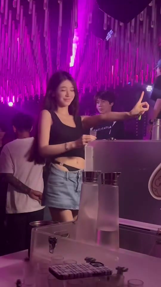 太会了!杭州酒吧一道别样的风景