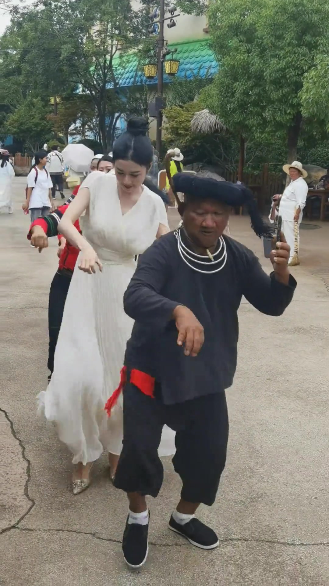 吧友们见过这样飙车的嘛