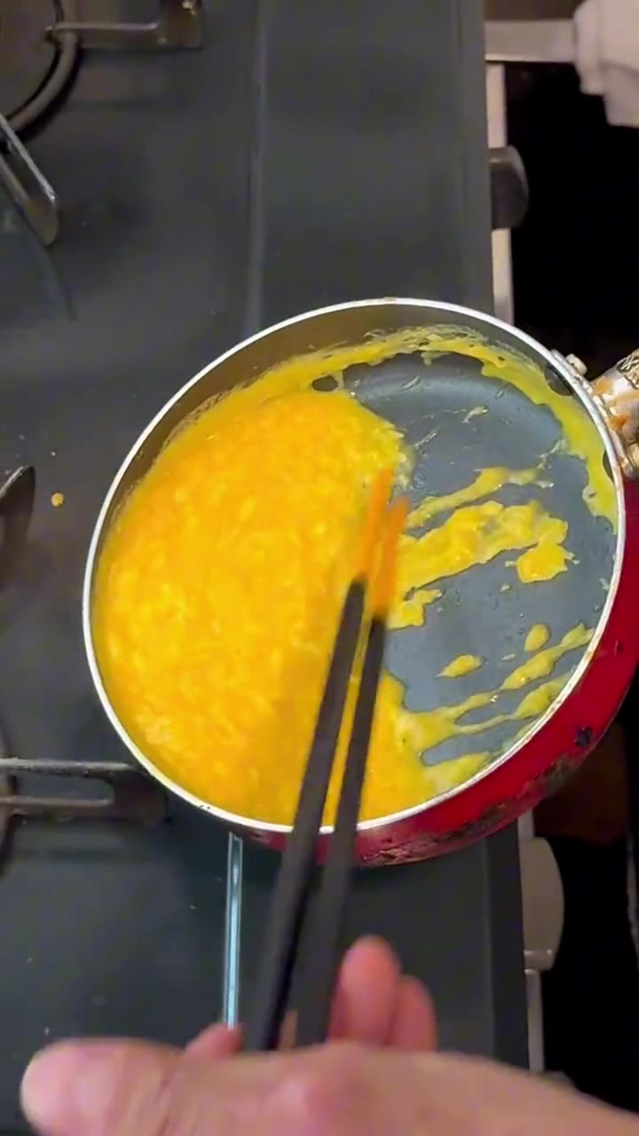 丝滑软嫩的蛋包饭,有这么丝滑吗!!