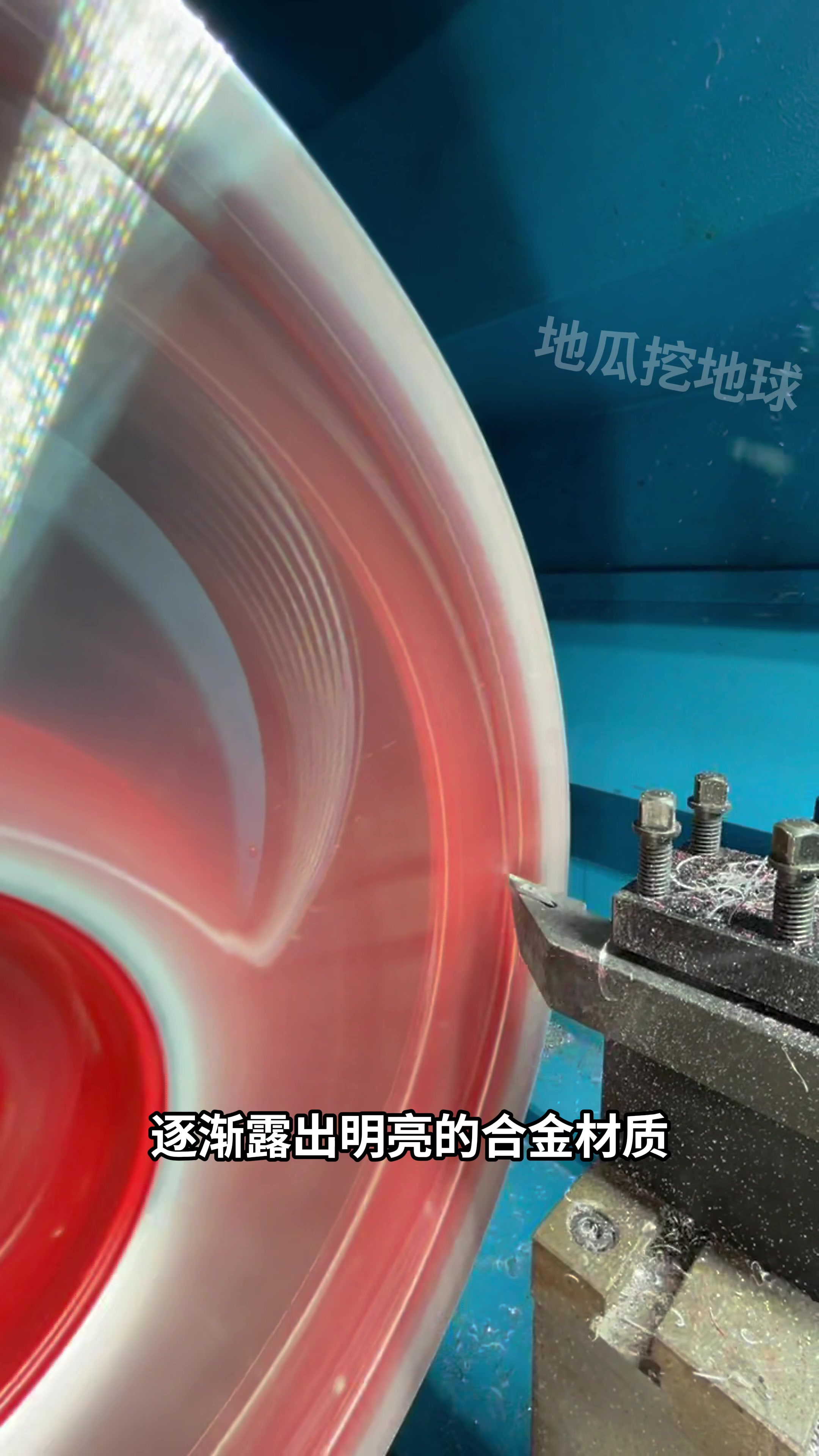 钻石切割轮毂,看起来更加有光泽有质感!!