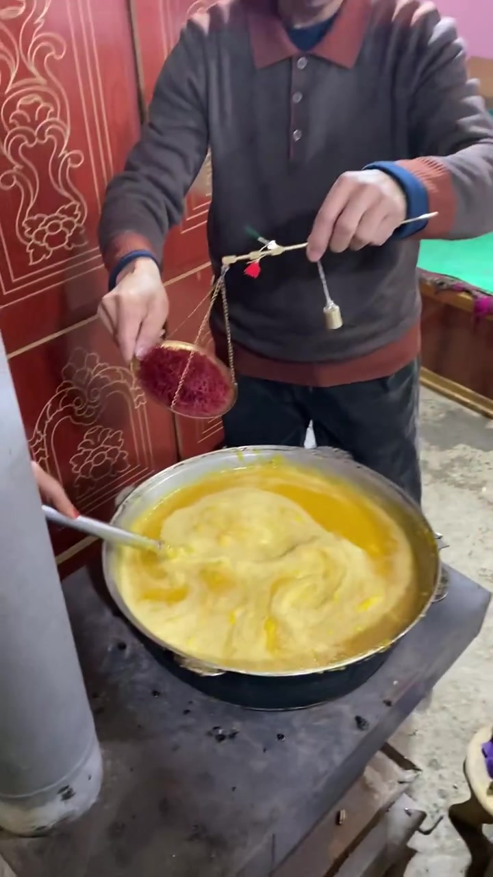 奢侈得我手机都卡了一下,你这藏红花这么放啊!!