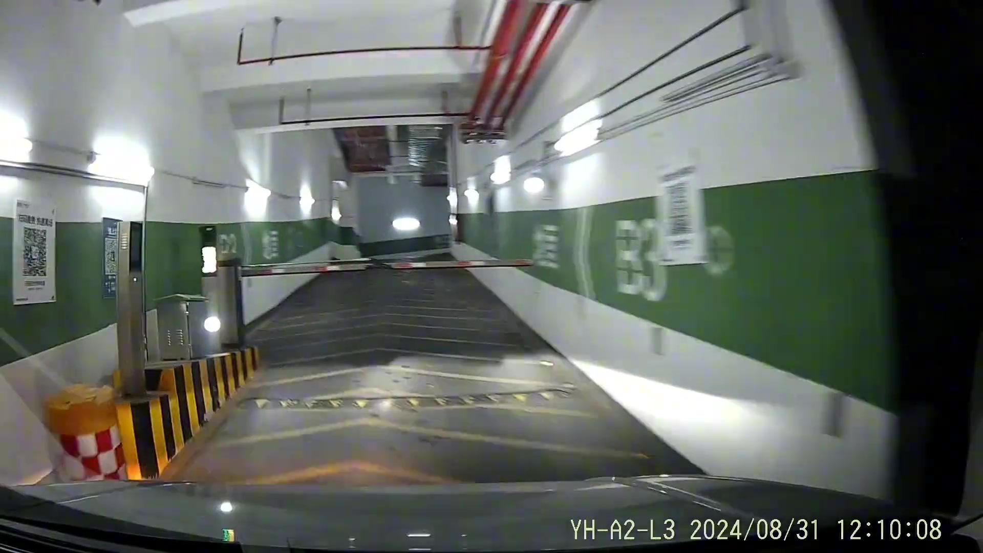 大哥好勇猛,跟着个二弟一起逆向吓人