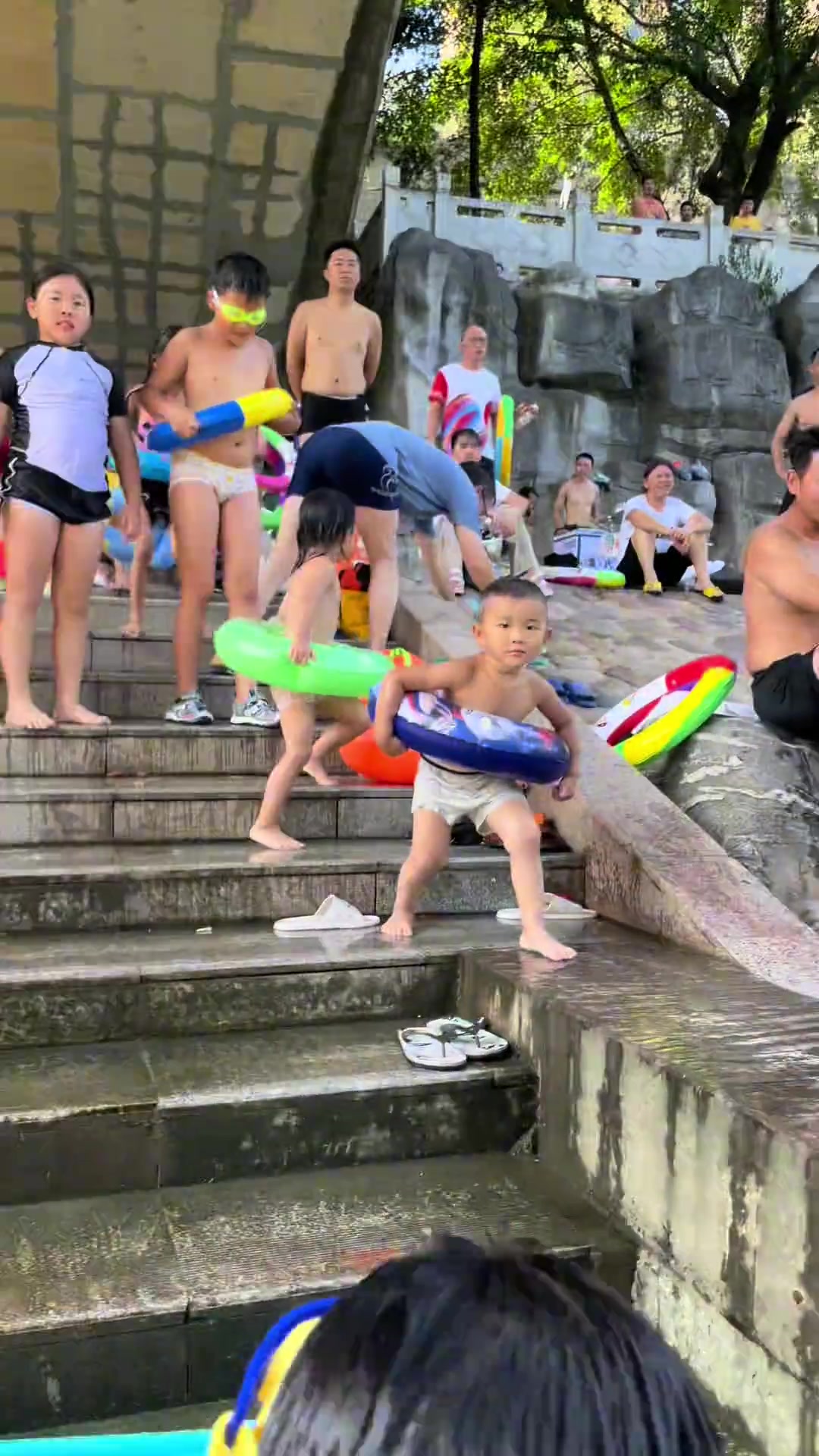 这些娃,这个夏天一定是很开心的