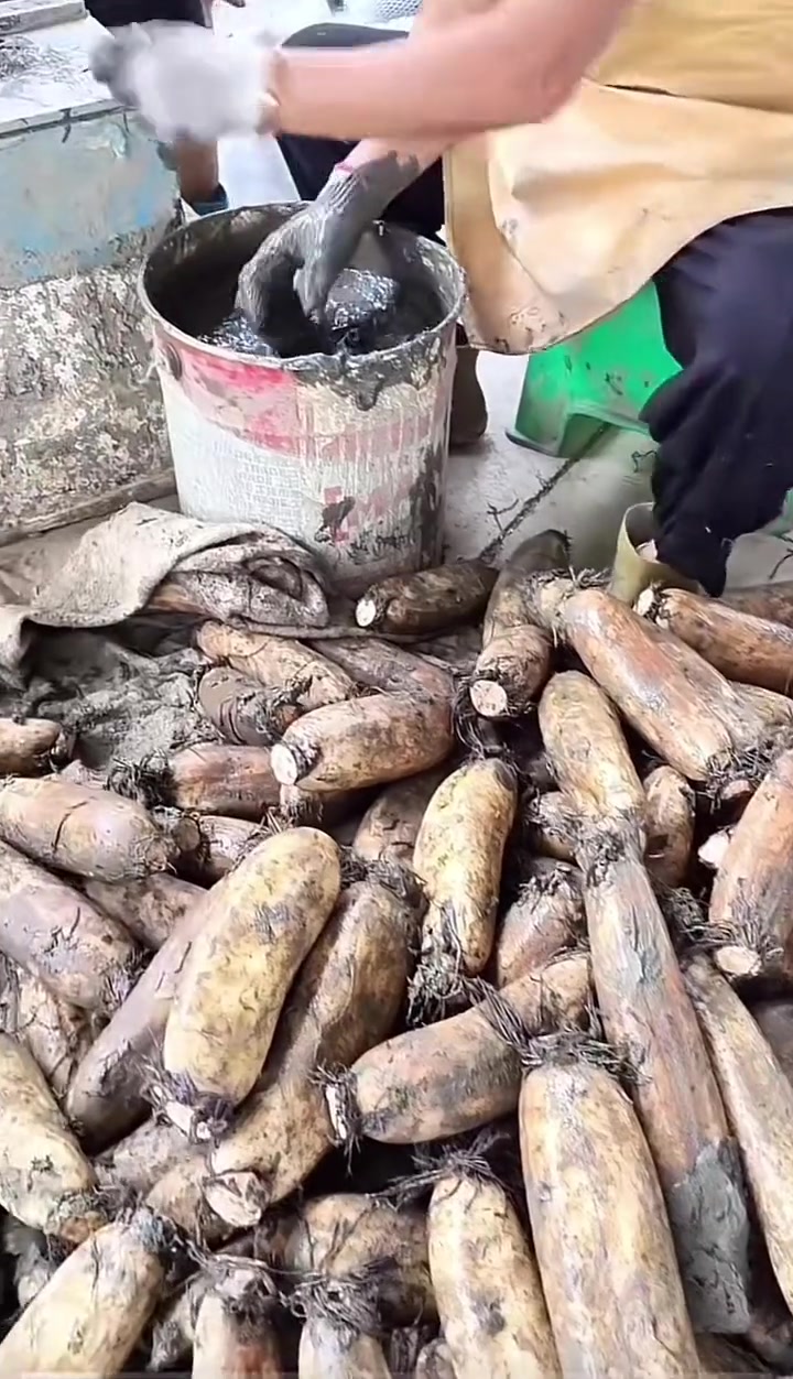这是在干啥呢有吧友知道吗
