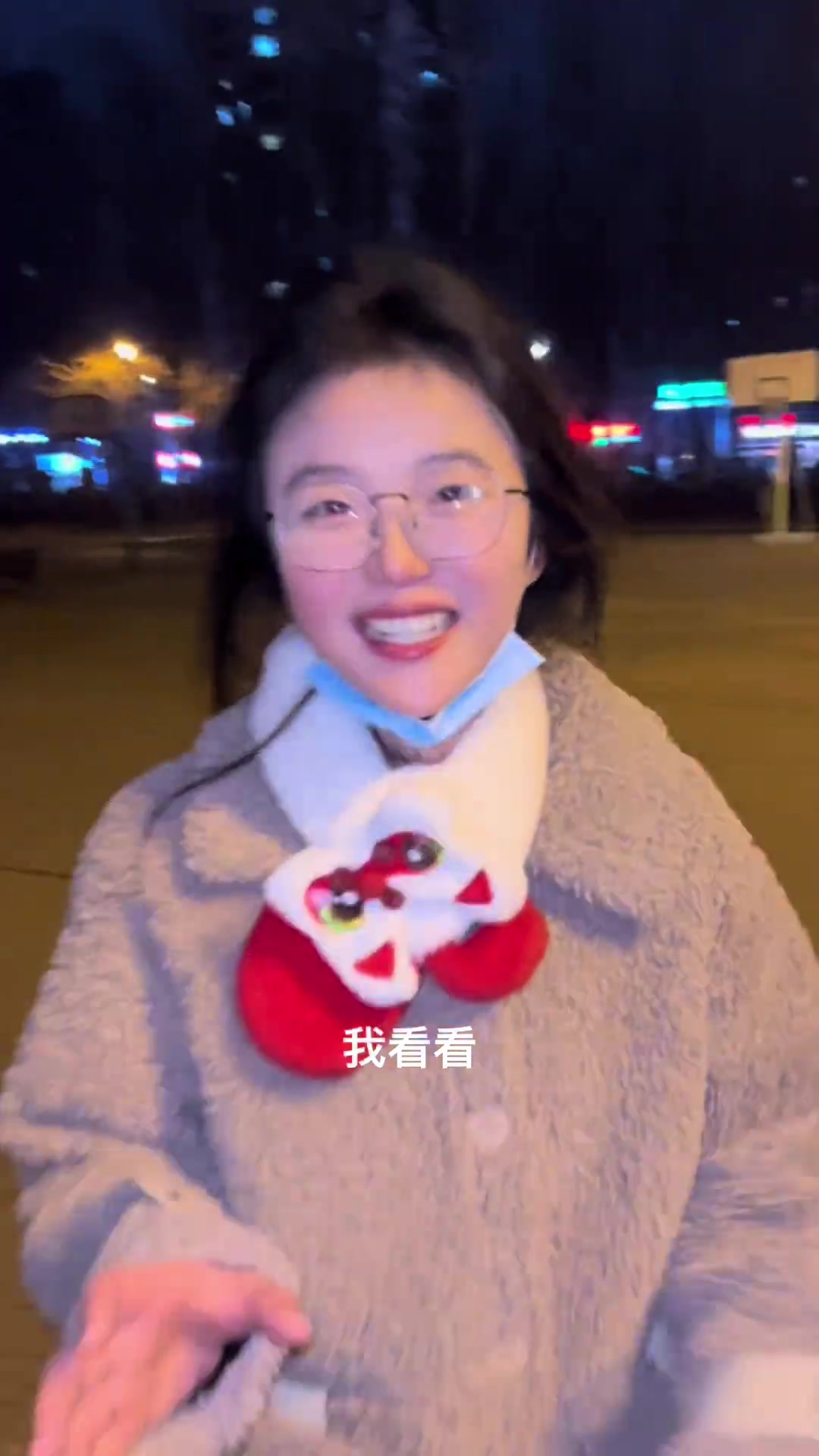 你这哪是跳啊分明是踮了踮脚!