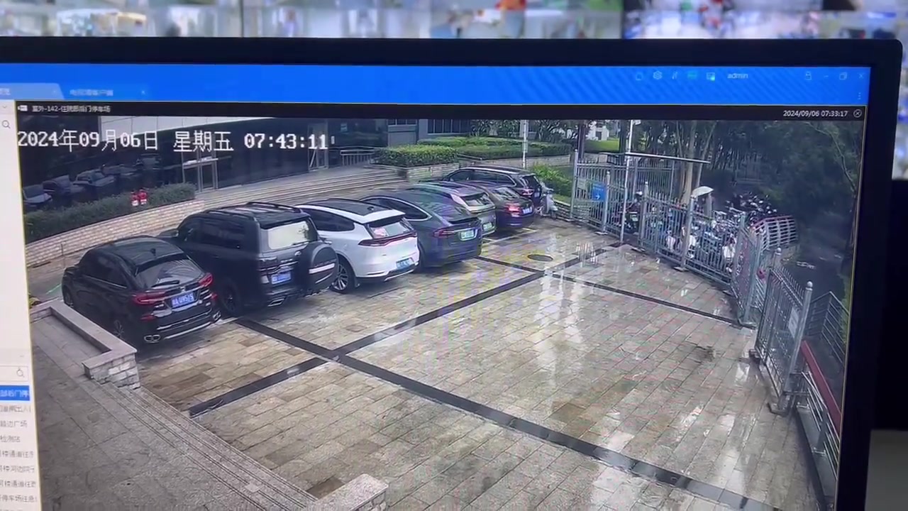 台风天尽量不要出门,注意安全