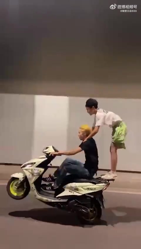 这就是鬼火少年的下场!!