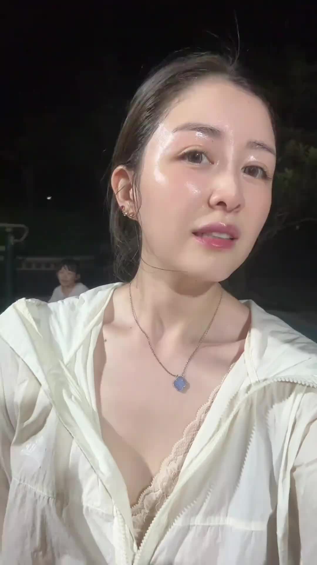 真有气质啊!男人应该更喜欢这一款吧