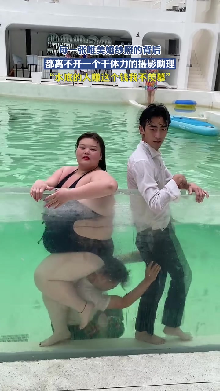 每一张唯美婚纱照的背后,都离不开一个干体力的摄影助理!