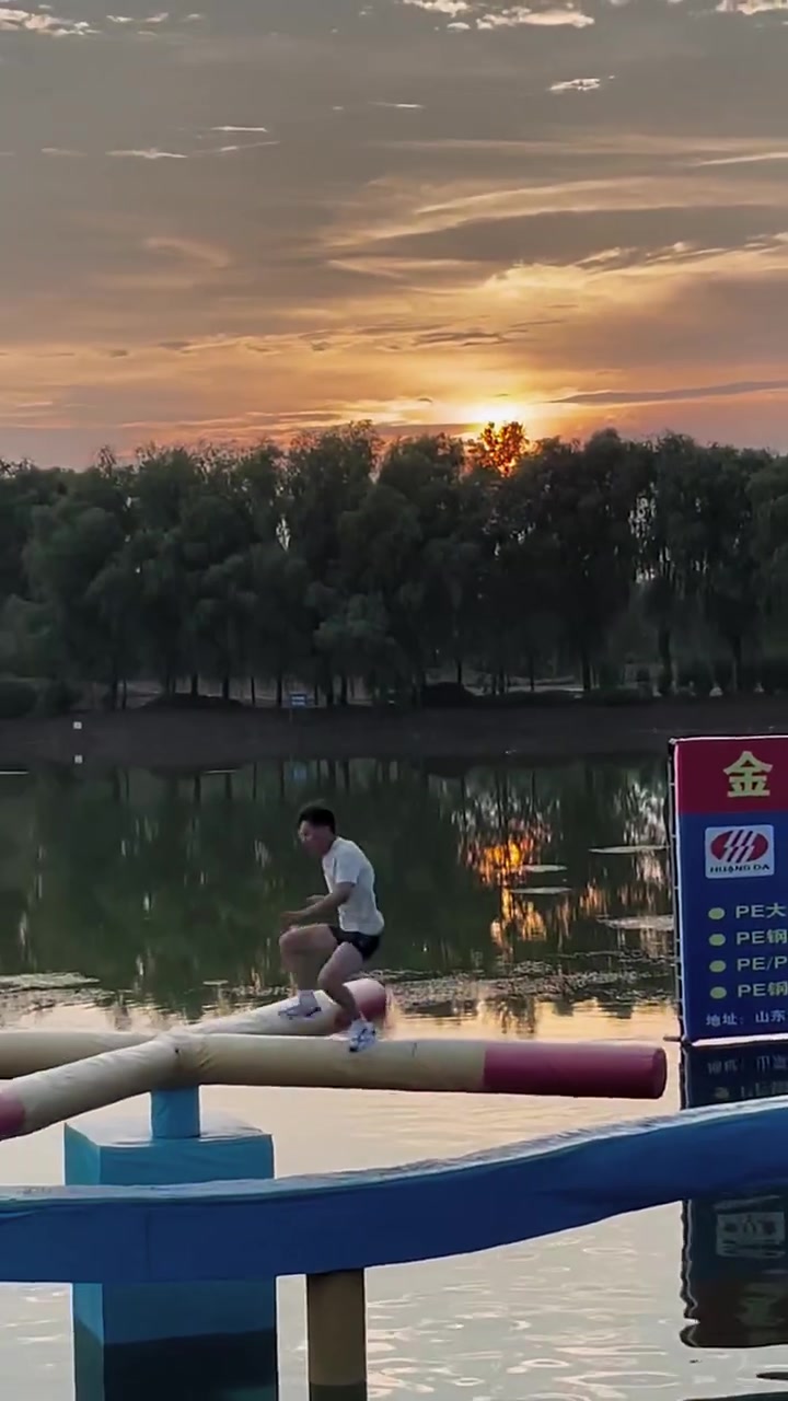 别人都是来闯关,你是来进货的