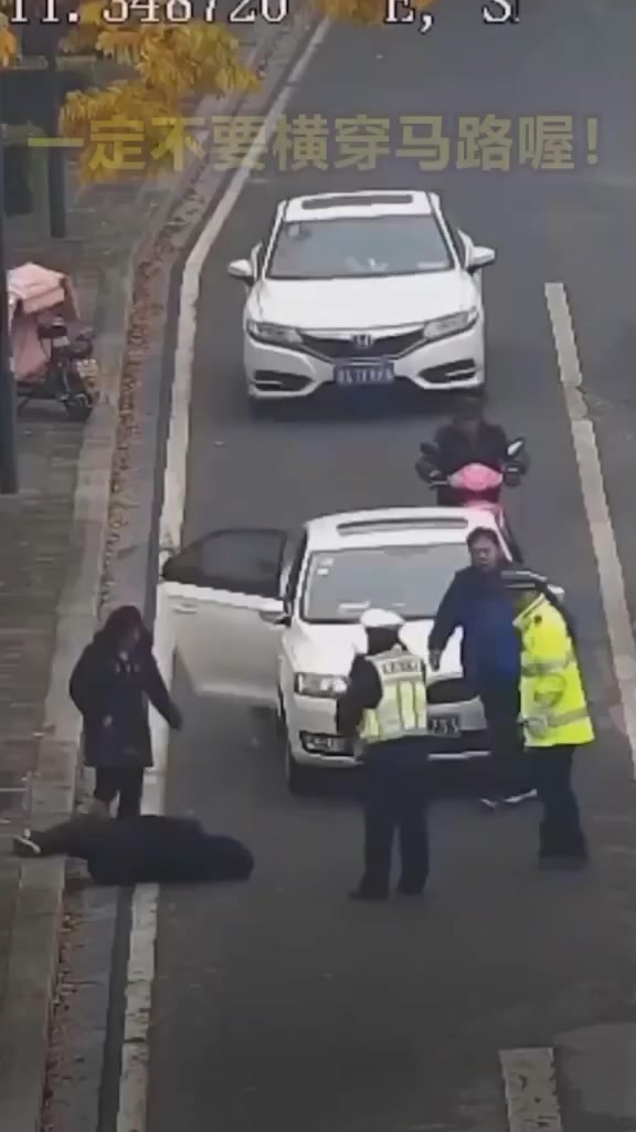 电视剧都不敢这么写!10分钟后丈夫同一地点被撞